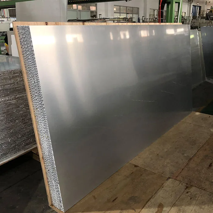Aluminiowy panel o strukturze plastra miodu z wykończeniem młyna
